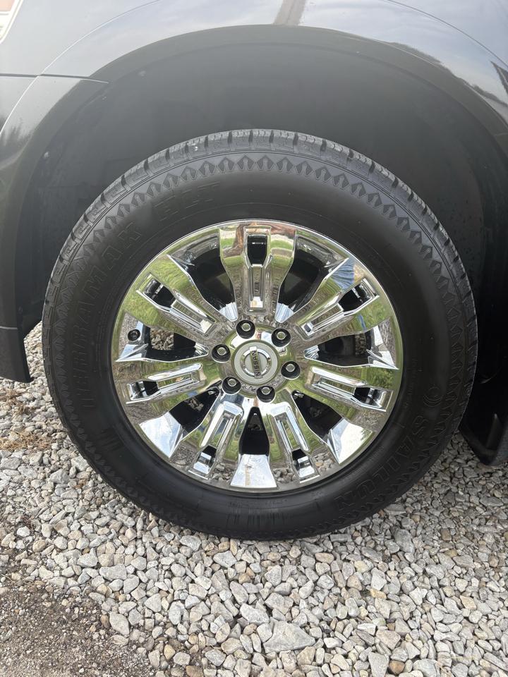 Nissan Armada 4WD 4dr Platinum 2015
