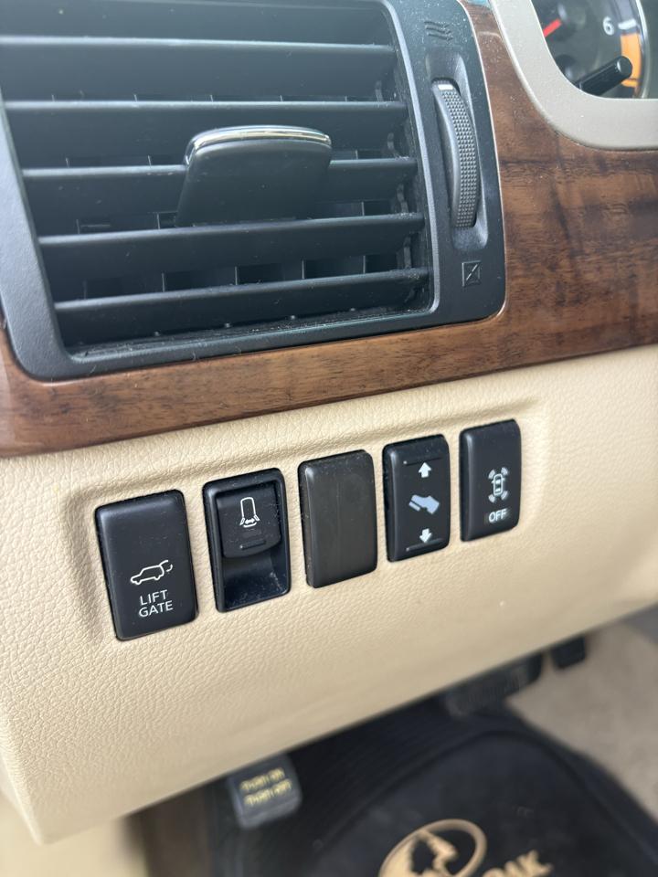 Nissan Armada 4WD 4dr Platinum 2015