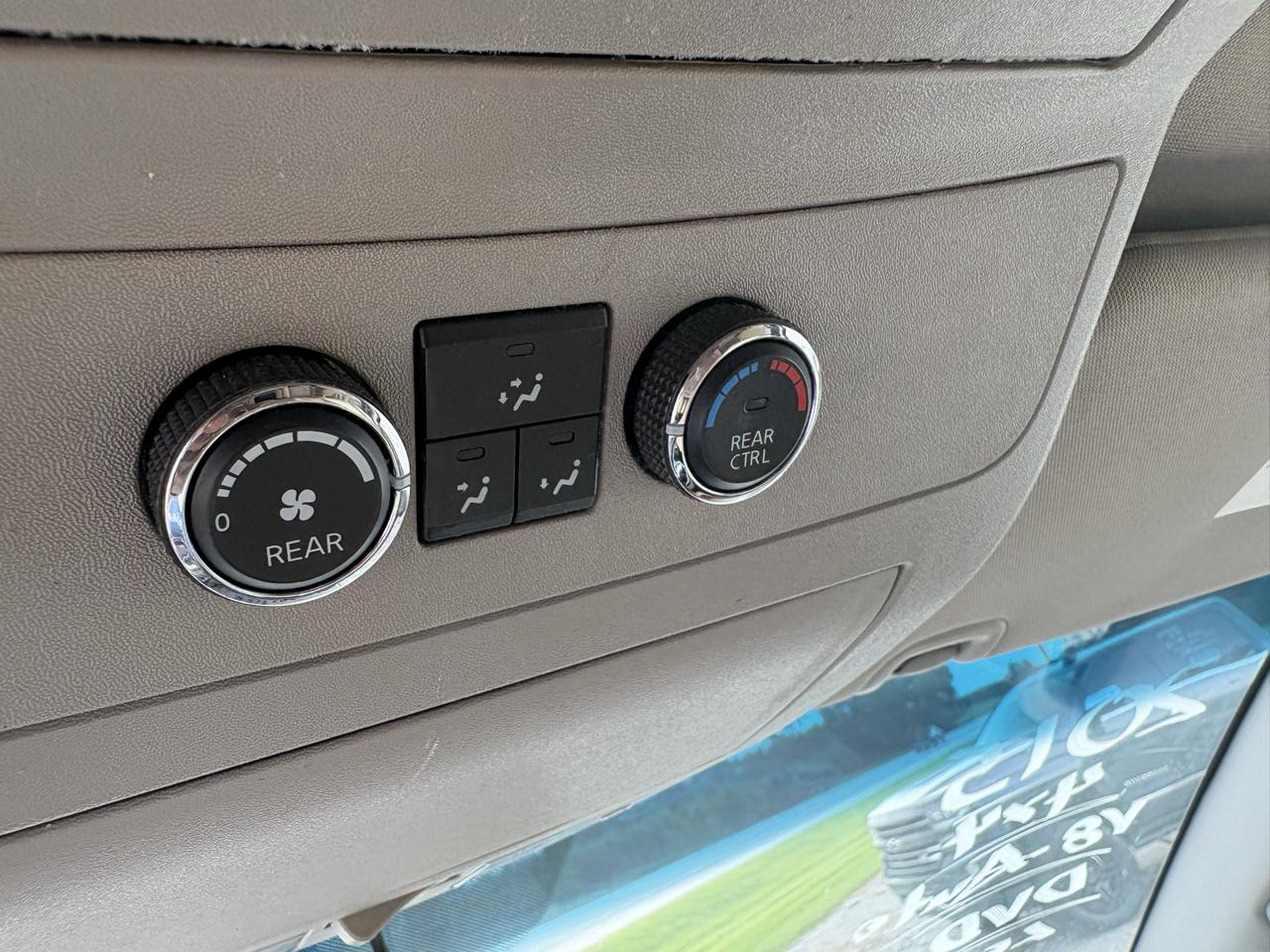 Nissan Armada 4WD 4dr Platinum 2015