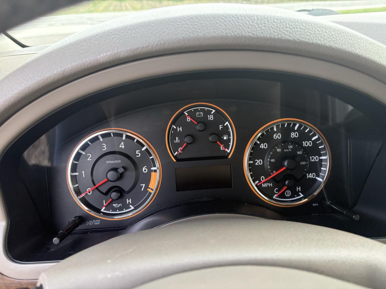 Nissan Armada 4WD 4dr Platinum 2015