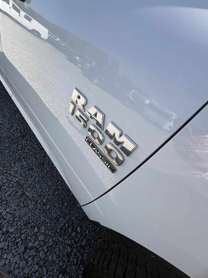 RAM 1500 Classic Tradesman 4x4 Quad Cab 6'4" Box 2019