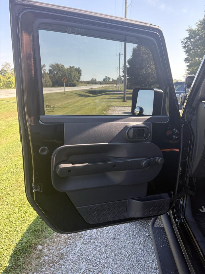 Jeep Wrangler 4WD 4dr Unlimited X 2008