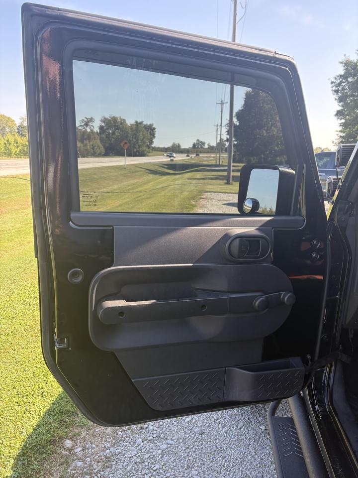 Jeep Wrangler 4WD 4dr Unlimited X 2008
