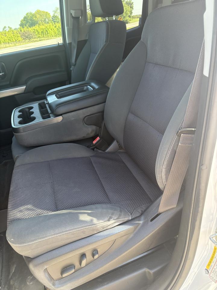 Chevrolet Silverado 2500HD Built After Aug 14 4WD Double Cab 158.1" LT 2015