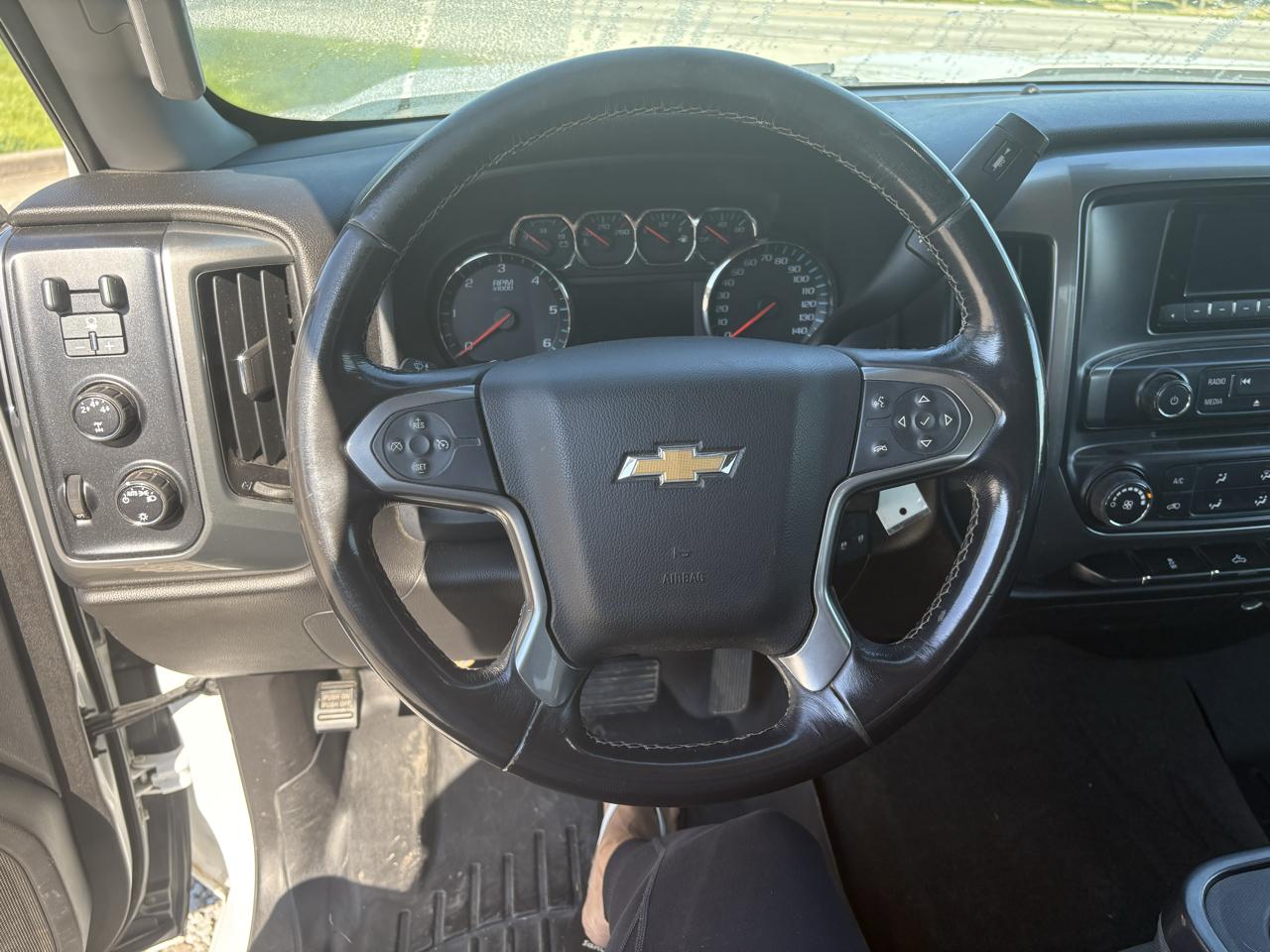 Chevrolet Silverado 2500HD Built After Aug 14 4WD Double Cab 158.1" LT 2015