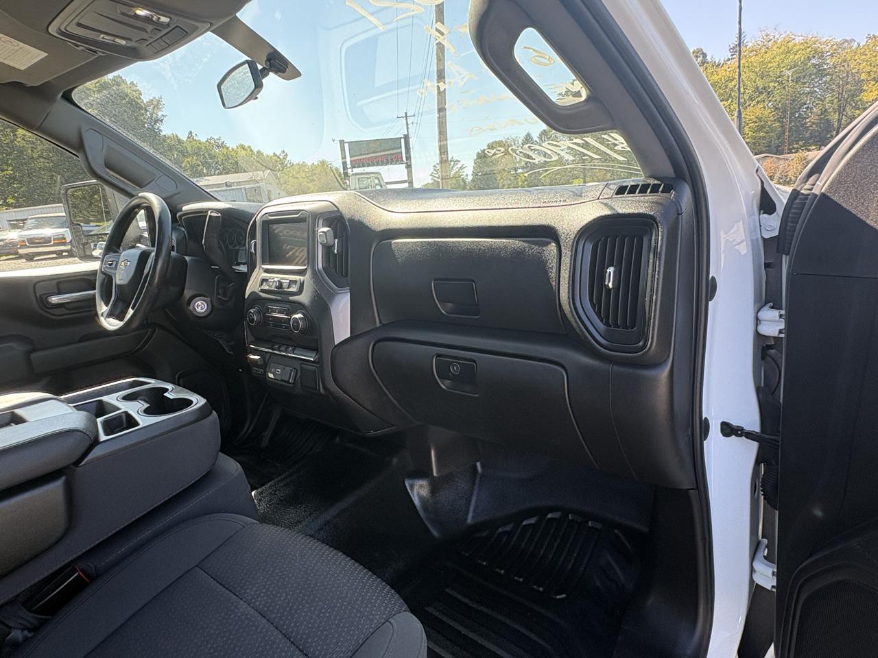 Chevrolet Silverado 2500HD 4WD Reg Cab 142" Work Truck 2021