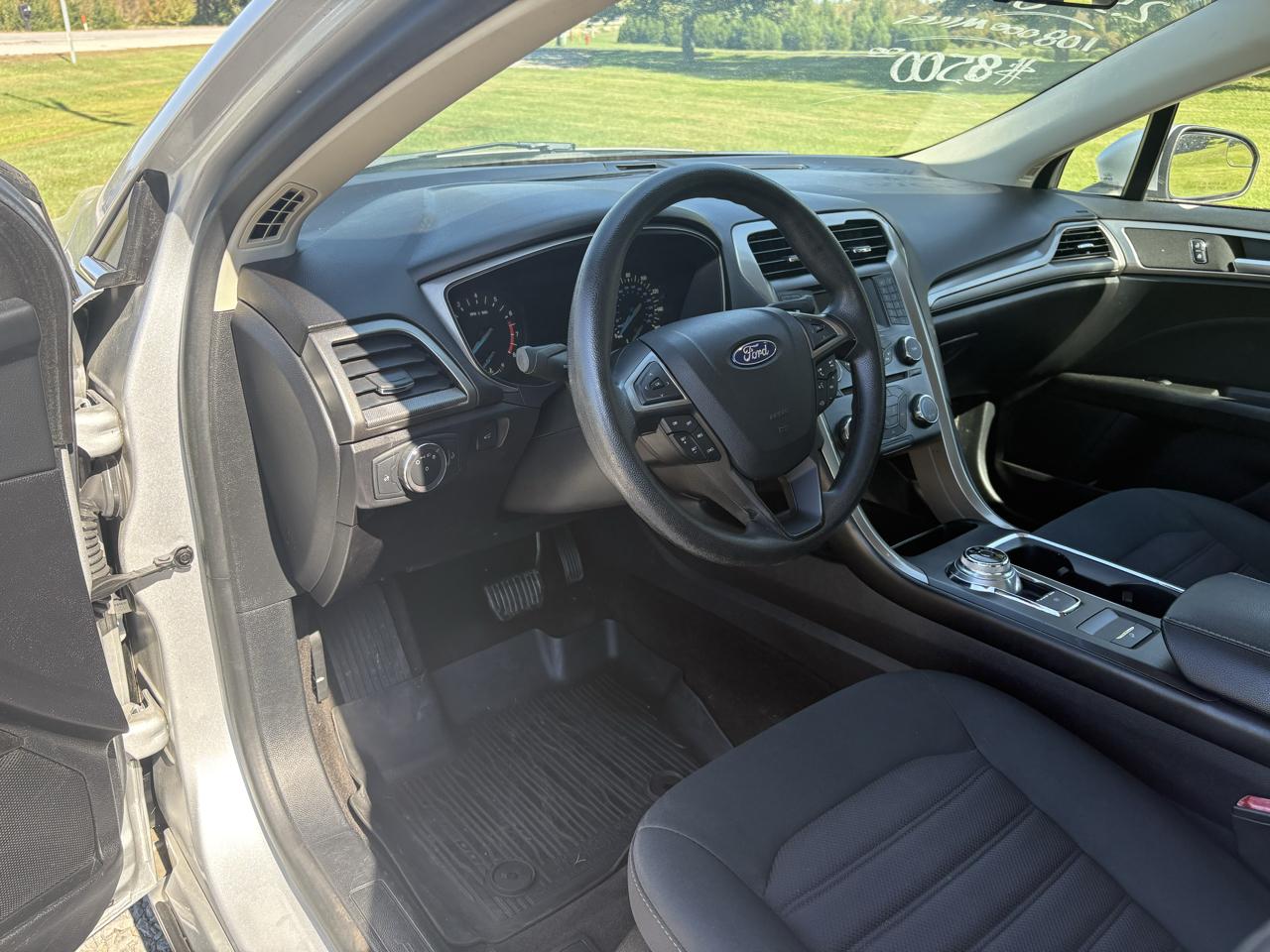 Ford Fusion SE FWD 2018