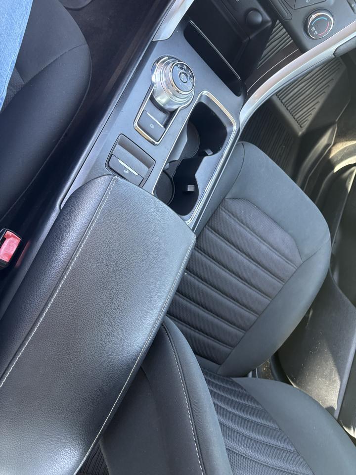 Ford Fusion SE FWD 2018