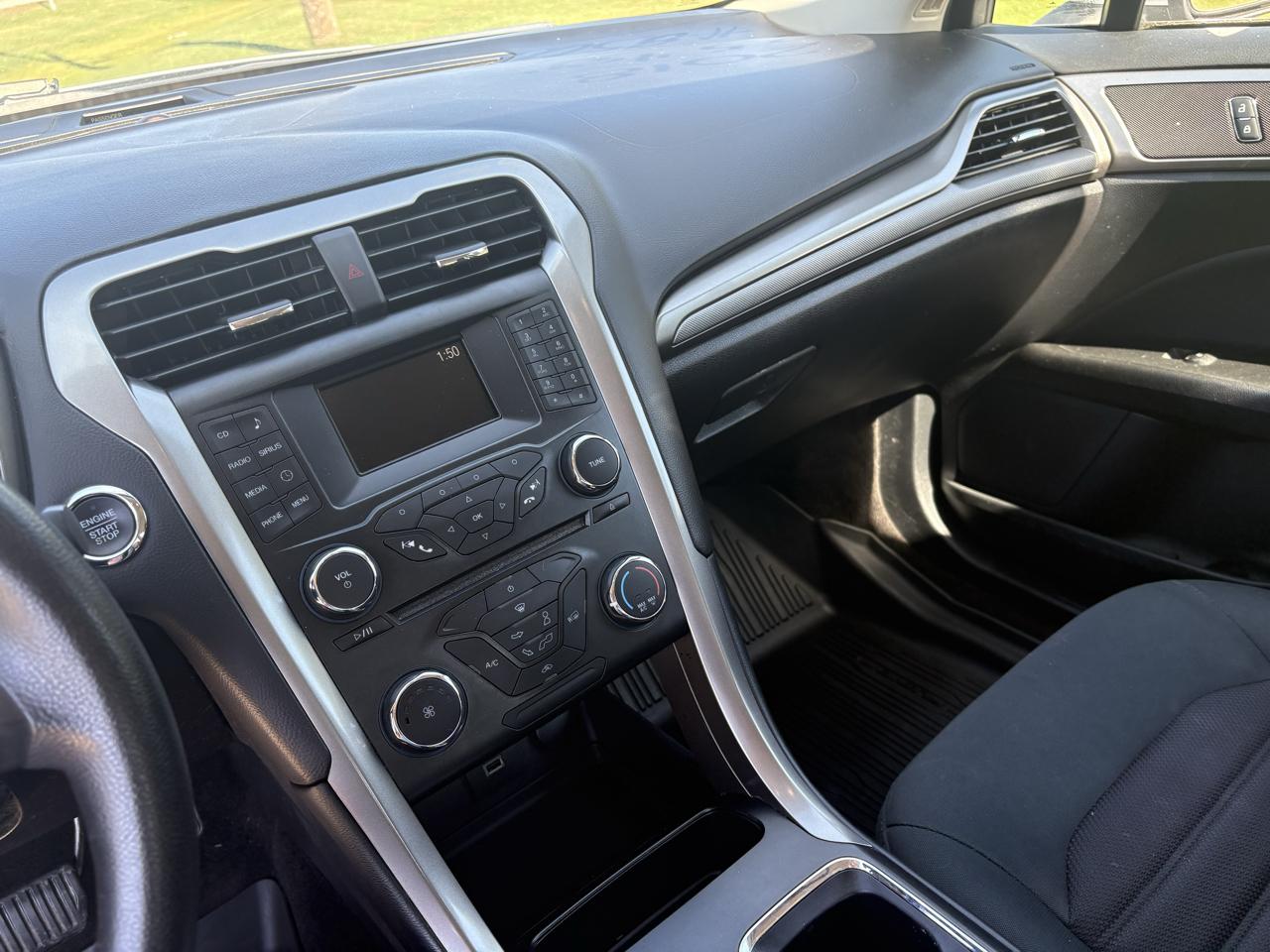 Ford Fusion SE FWD 2018