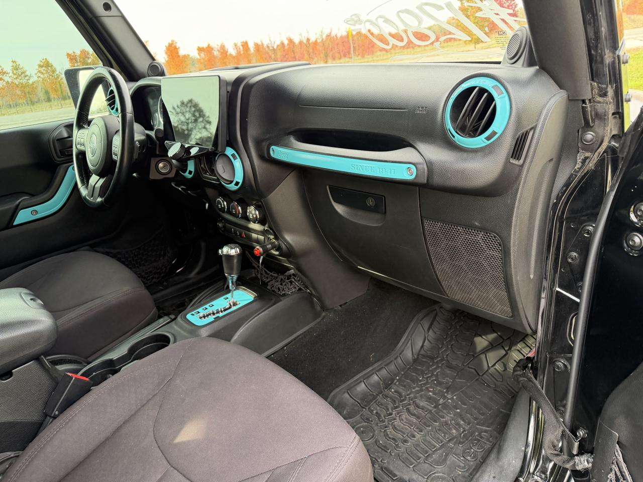 Jeep Wrangler Unlimited 4WD 4dr Sport 2014