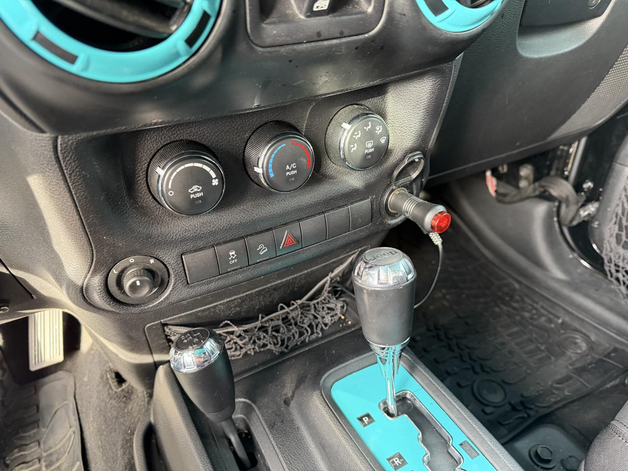Jeep Wrangler Unlimited 4WD 4dr Sport 2014