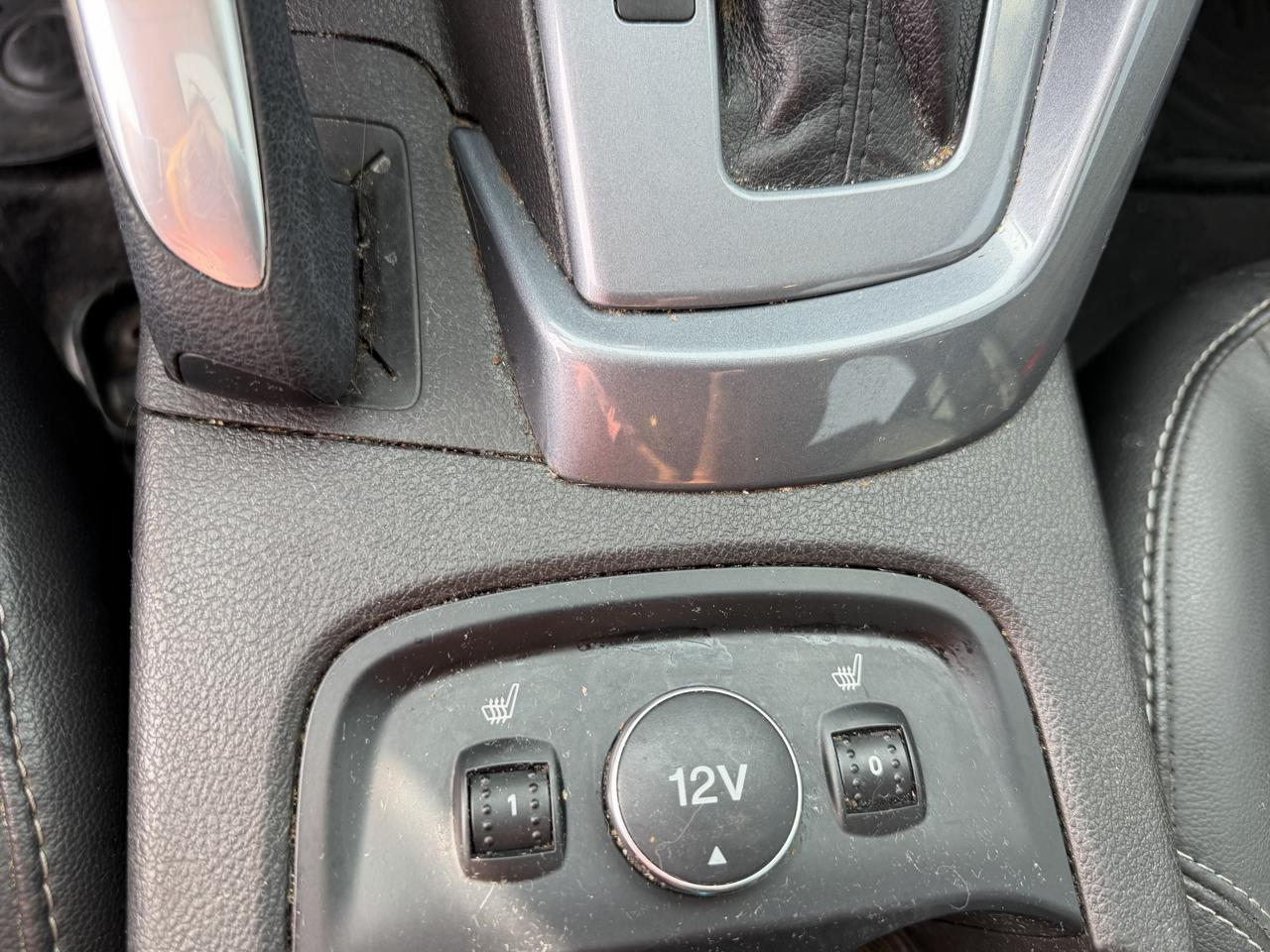 Ford Focus 4dr Sdn Titanium 2014