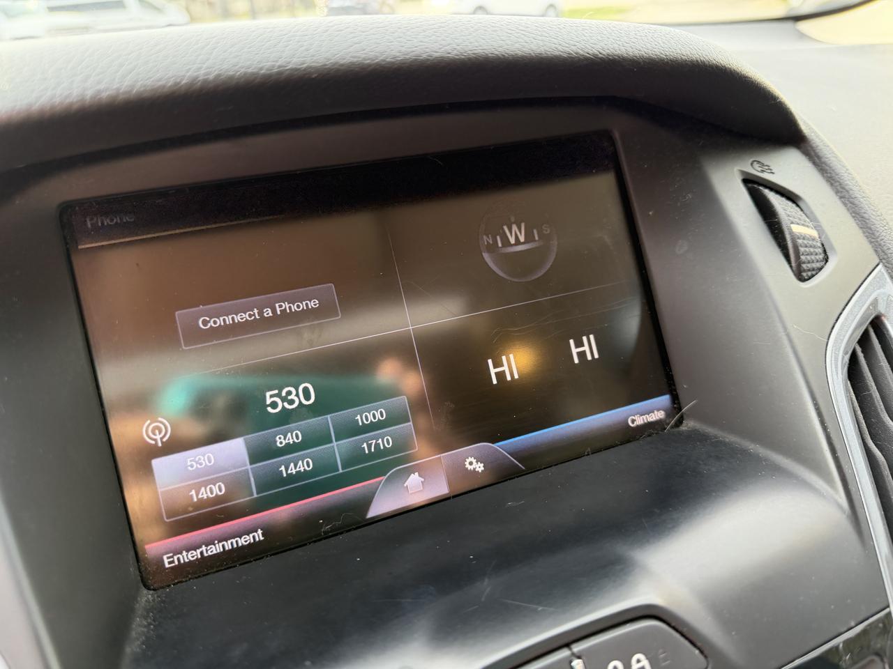 Ford Focus 4dr Sdn Titanium 2014