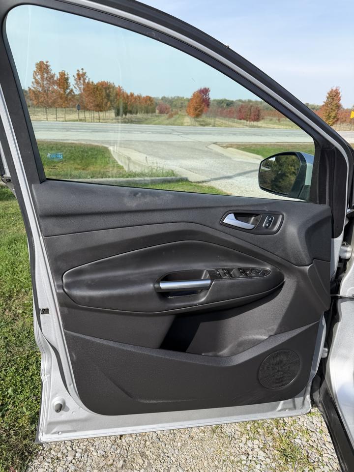 Ford Escape SE FWD 2017