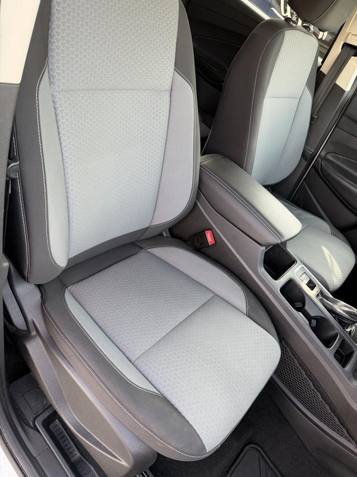 Ford Escape SE FWD 2017