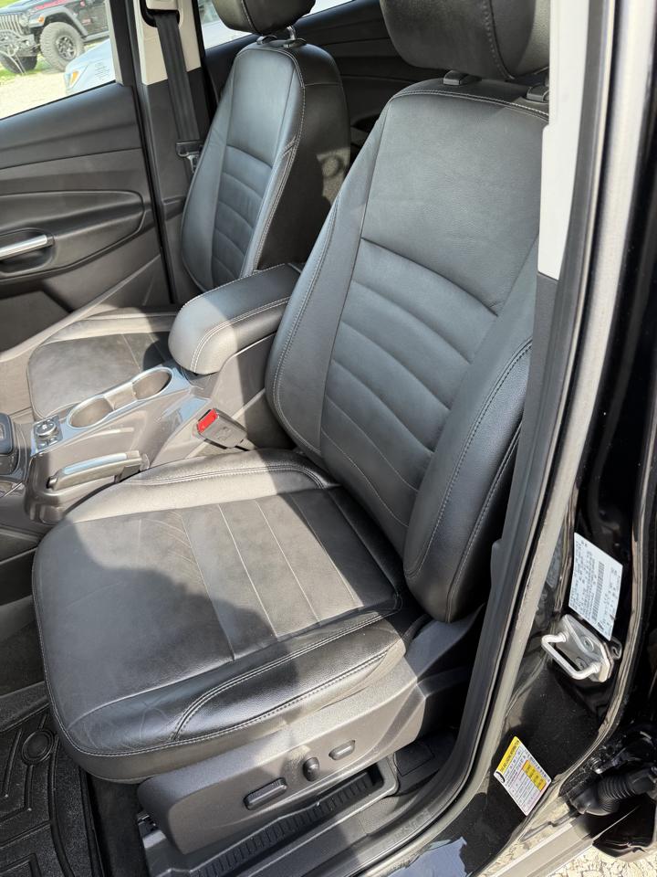 Ford Escape FWD 4dr Titanium 2016