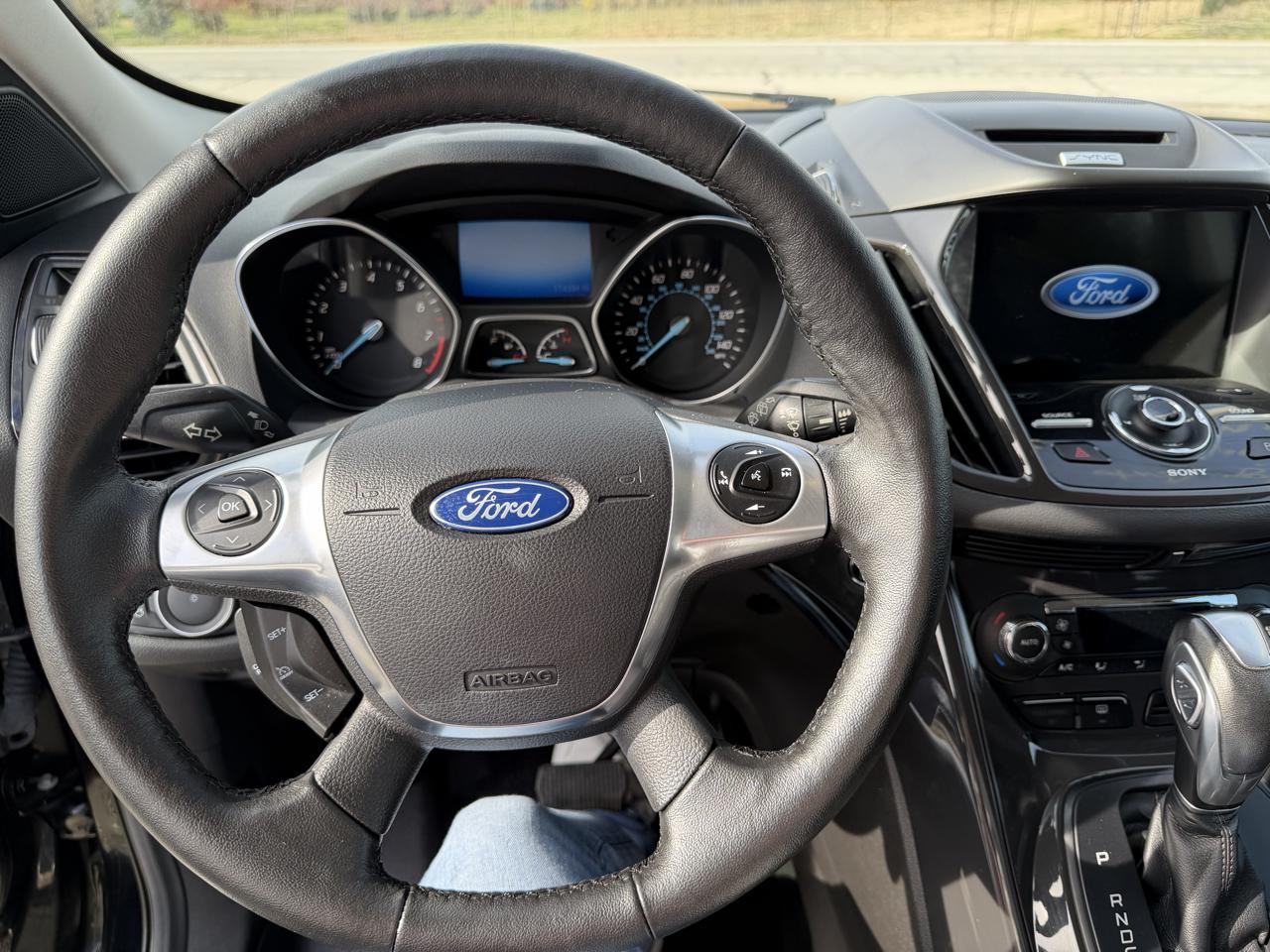 Ford Escape FWD 4dr Titanium 2016