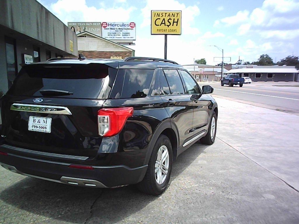 Ford Explorer XLT 2024