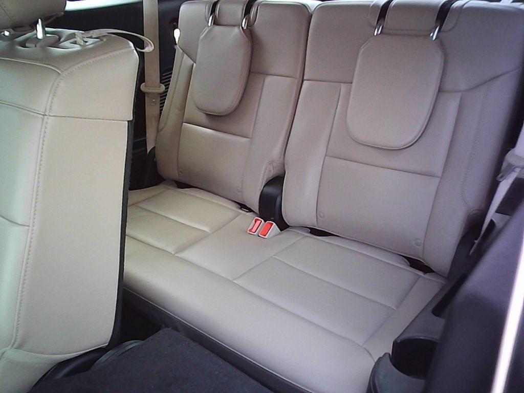 Ford Explorer XLT 2024