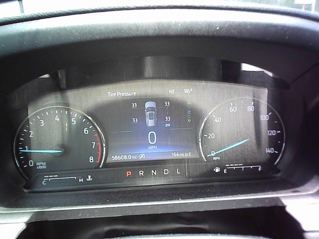 Ford Explorer XLT 2024