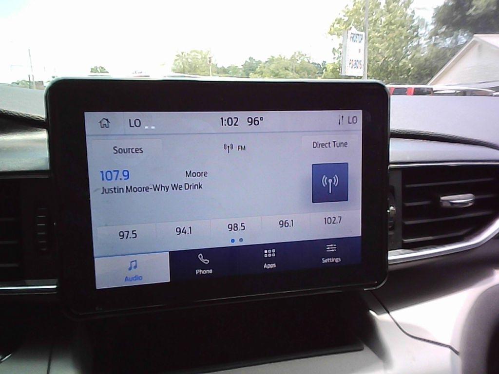 Ford Explorer XLT 2024