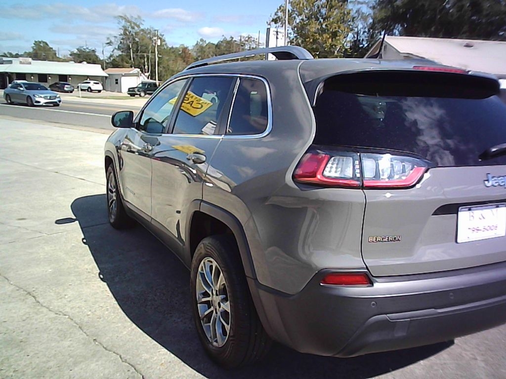 Jeep Cherokee Latitude Plus FWD 2021