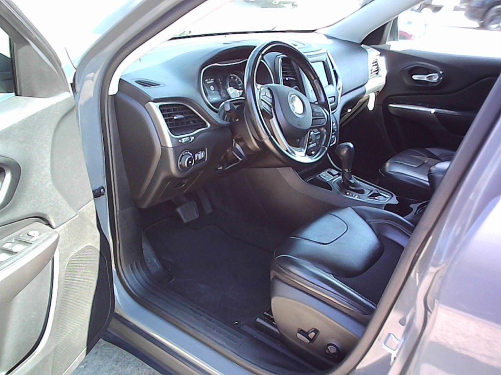 Jeep Cherokee Latitude Plus FWD 2021