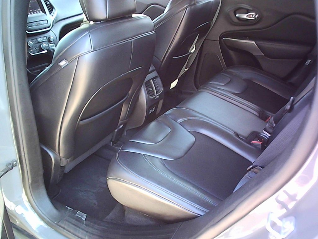 Jeep Cherokee Latitude Plus FWD 2021