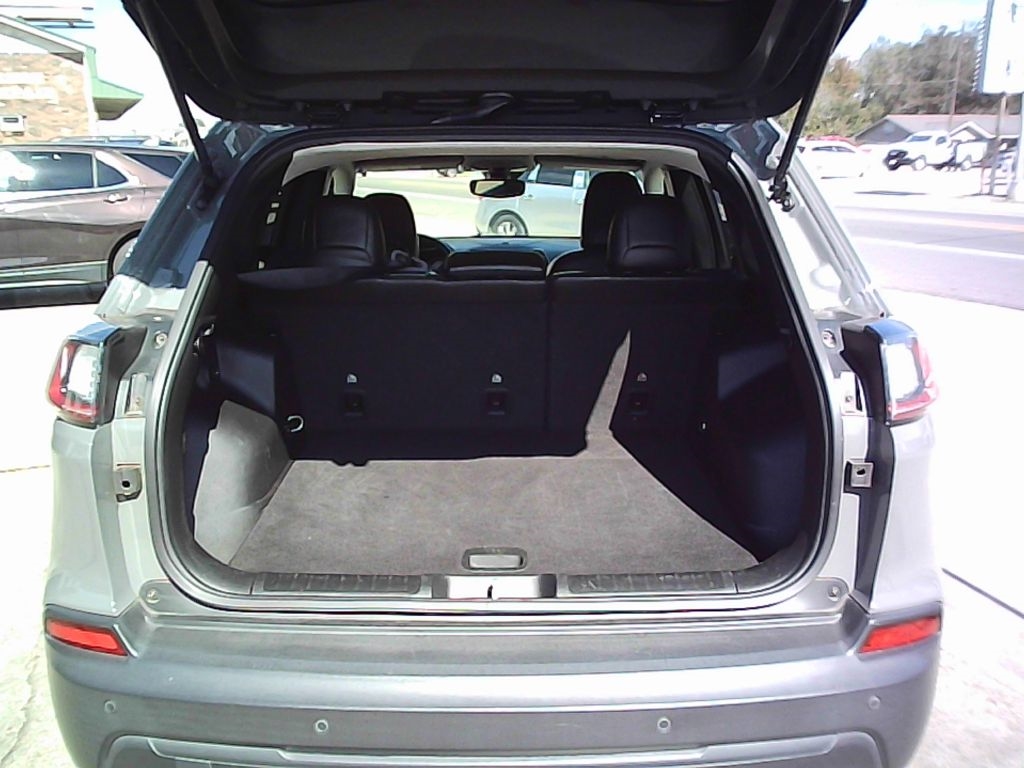 Jeep Cherokee Latitude Plus FWD 2021