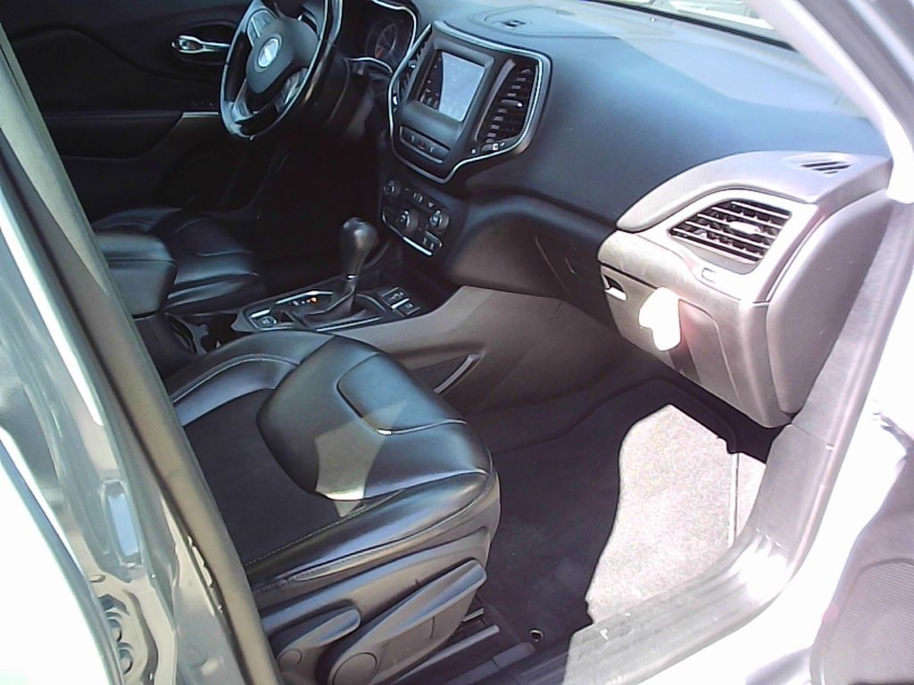 Jeep Cherokee Latitude Plus FWD 2021