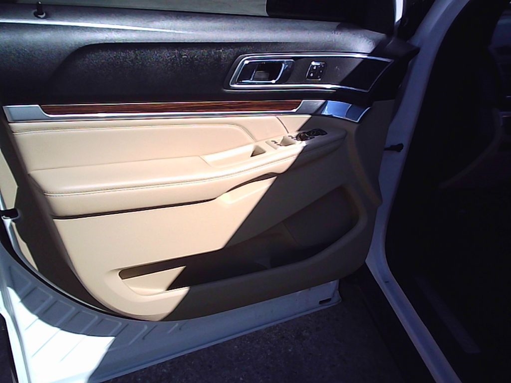 Ford Explorer Limited FWD 2017