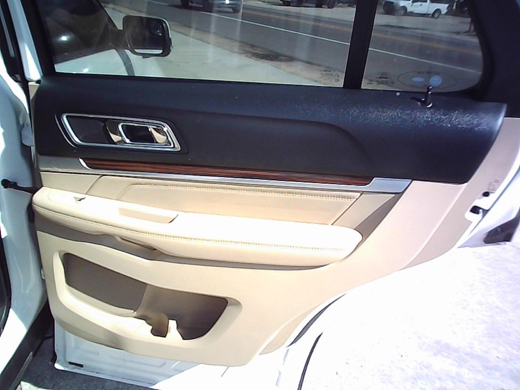 Ford Explorer Limited FWD 2017