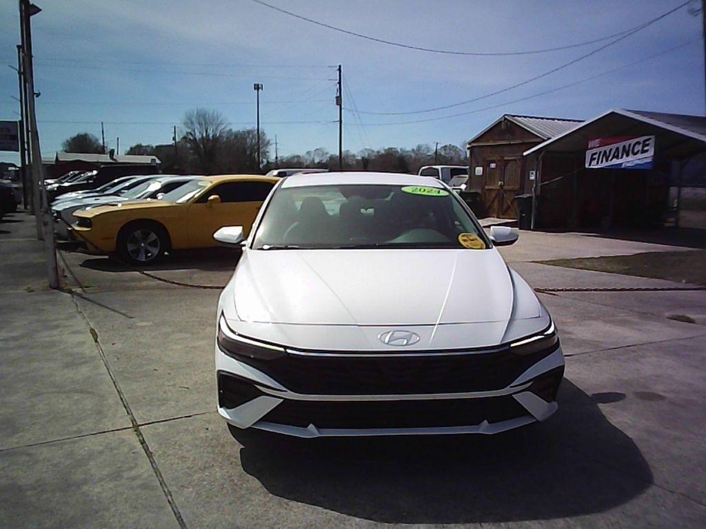 Hyundai Elantra SEL 2024