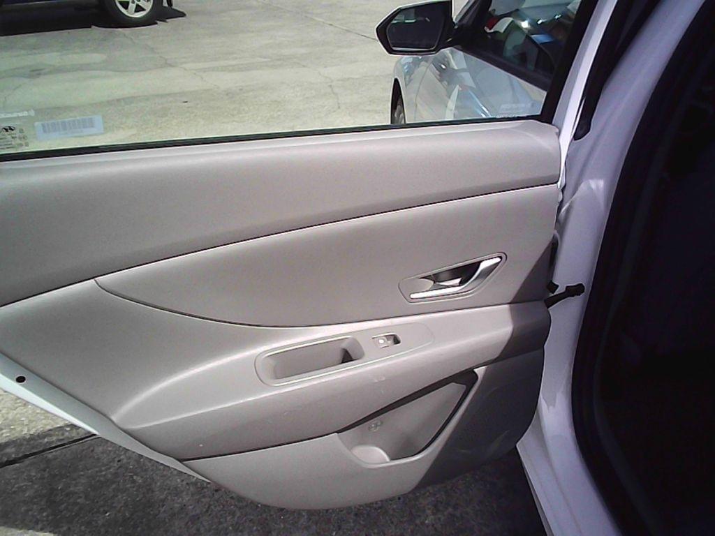 Hyundai Elantra SEL 2024