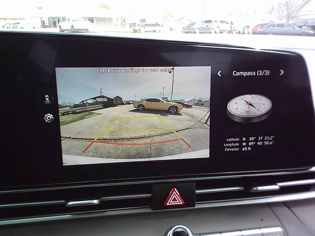 Hyundai Elantra SEL 2024