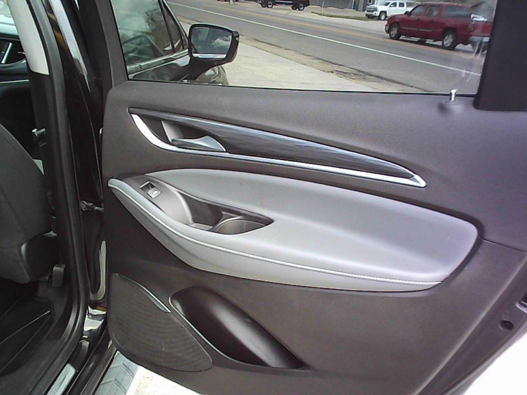 Buick Enclave Preferred 2020