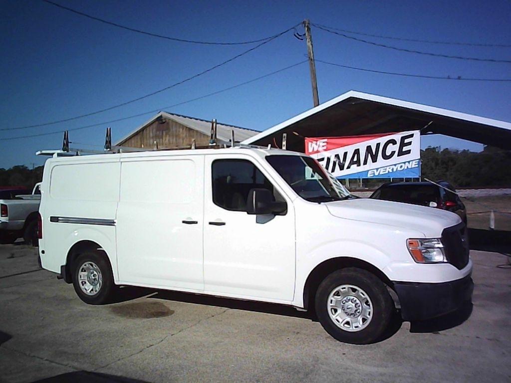 Nissan NV Cargo 2500 HD S V6 2018