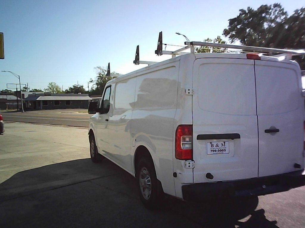 Nissan NV Cargo 2500 HD S V6 2018