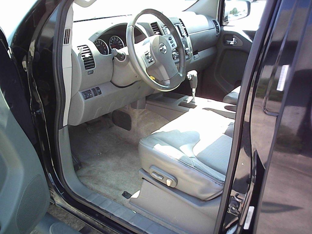 Nissan Frontier SL Crew Cab 2WD 2014