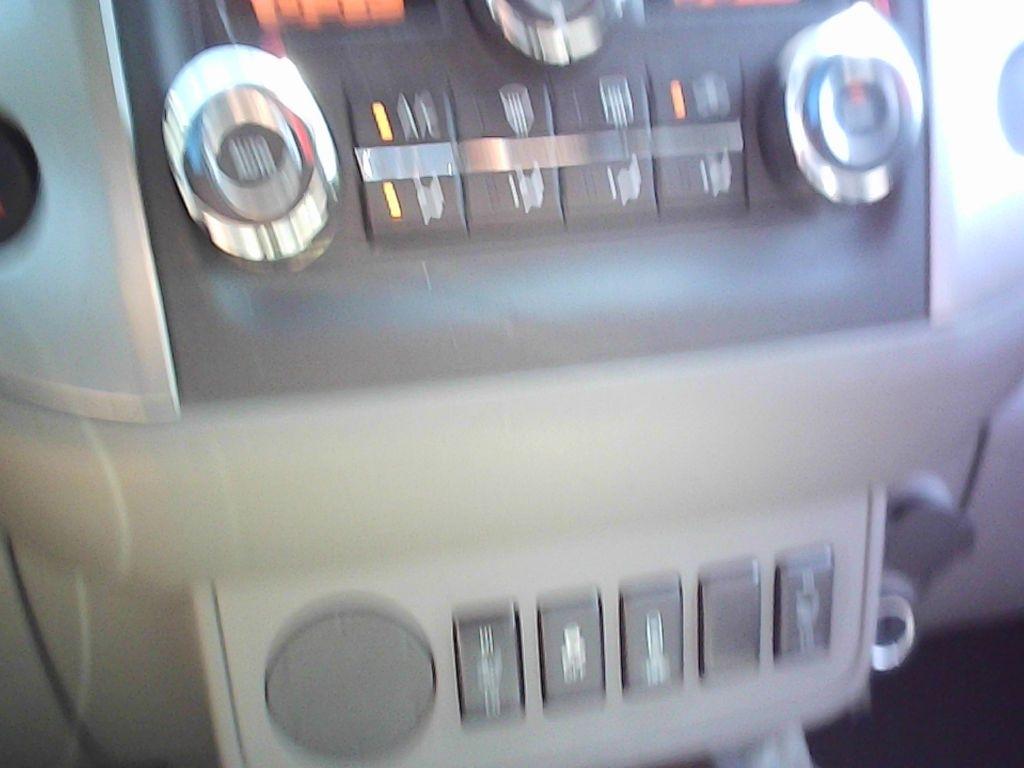 Nissan Frontier SL Crew Cab 2WD 2014