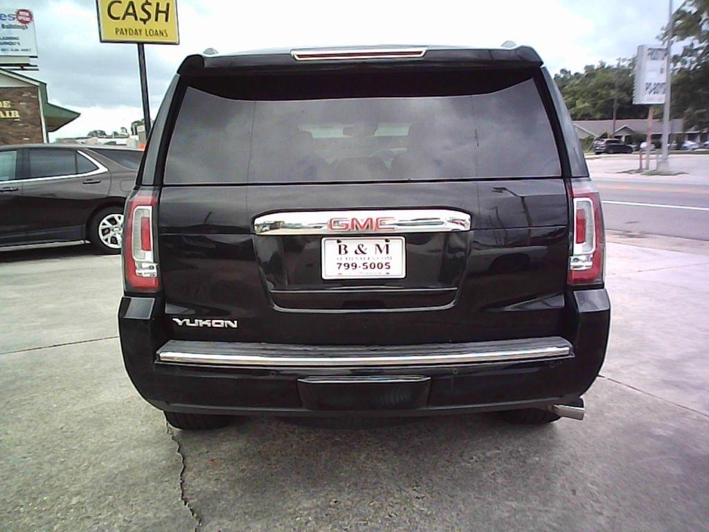 GMC Yukon Denali 2WD 4dr 2015