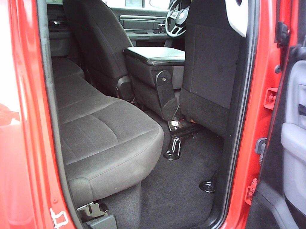 RAM 1500 SLT Quad Cab 4WD 2020