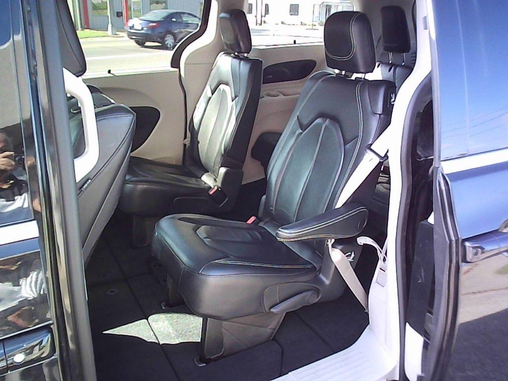 Chrysler Pacifica Touring-L 2022