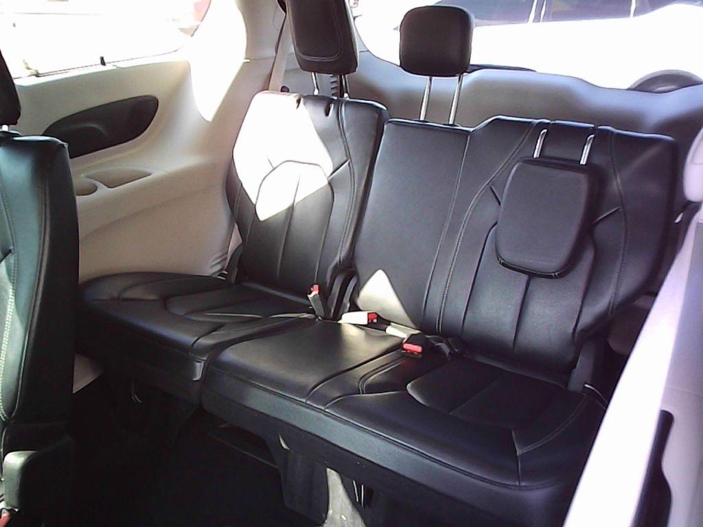 Chrysler Pacifica Touring-L 2022