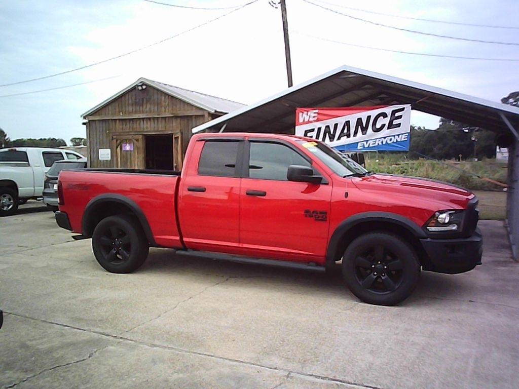 RAM 1500 SLT Quad Cab 4WD 2020