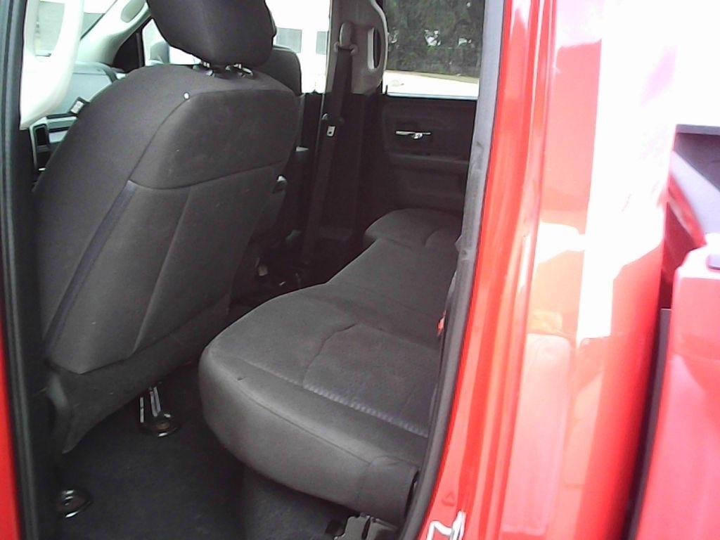 RAM 1500 SLT Quad Cab 4WD 2020