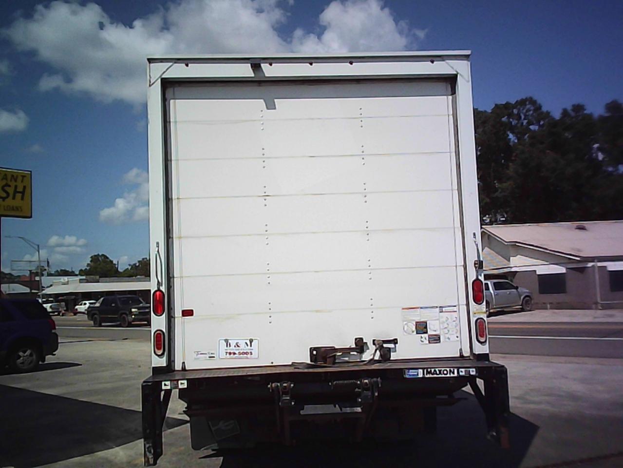 Isuzu NPR HD  2022