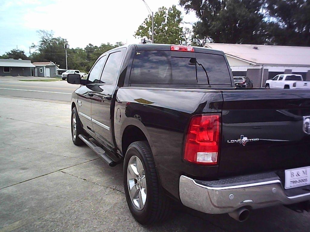 RAM 1500 Classic Lone Star 4x2 Crew Cab 5'7" Box 2019