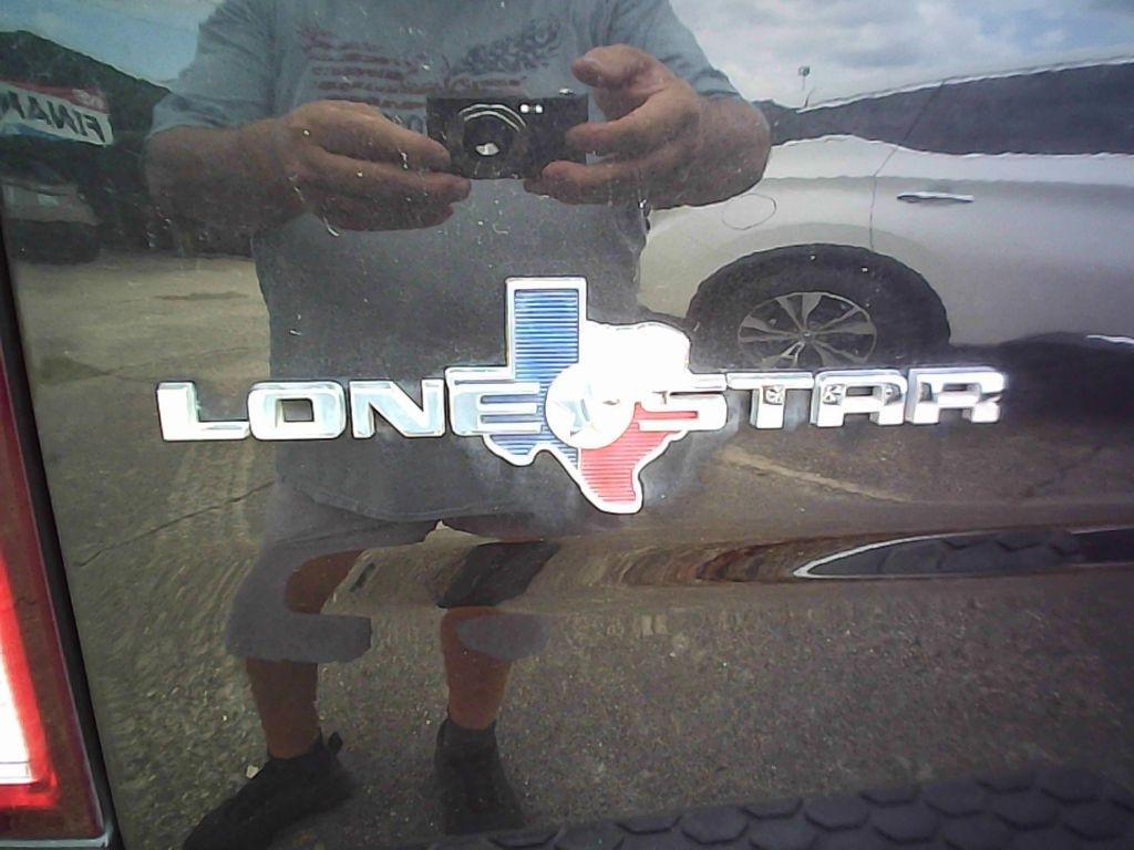 RAM 1500 Classic Lone Star 4x2 Crew Cab 5'7" Box 2019