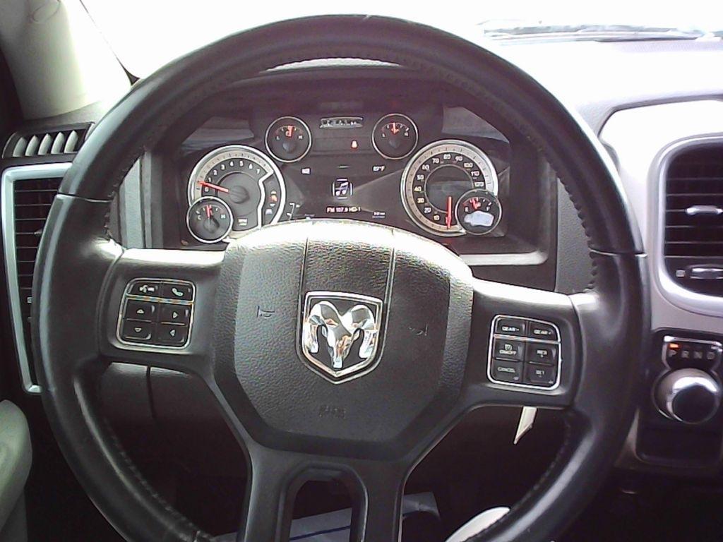 RAM 1500 Classic Lone Star 4x2 Crew Cab 5'7" Box 2019